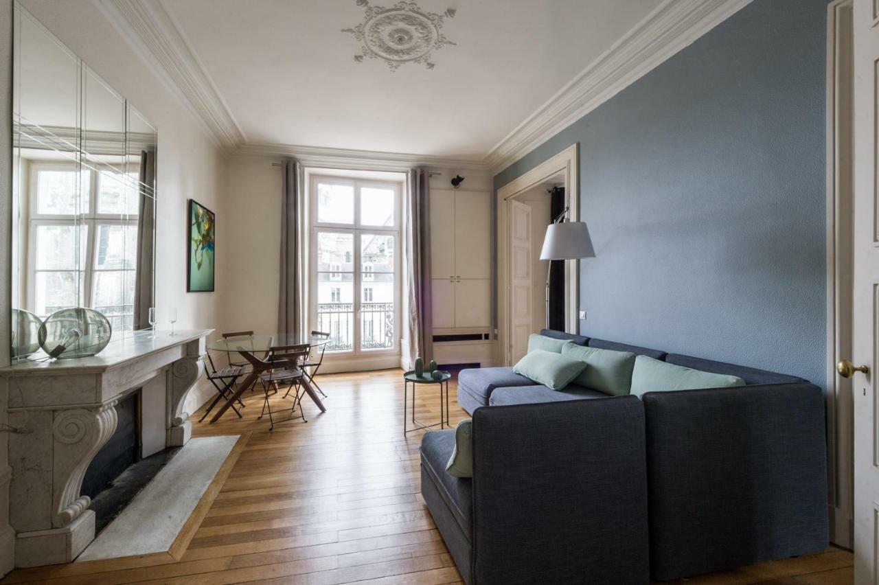 13 Place Chateauneuf - Tours Apartment ภายนอก รูปภาพ